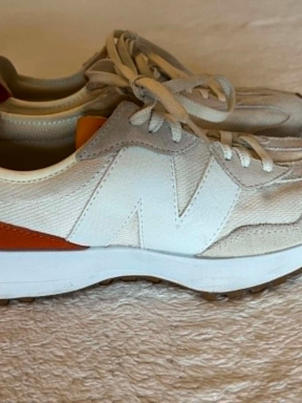 New Balance 327 Sneakers in the sea salt unisex Men's 7.5/Women's 9